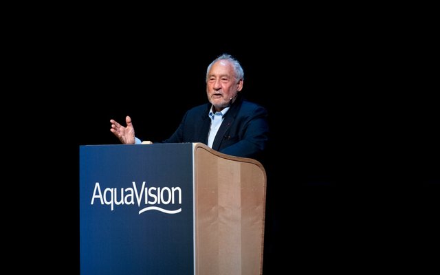 Joseph Stiglitz at AquaVision: We need to respect our planetary boundaries