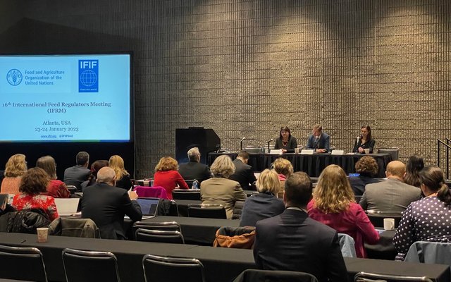 | Collaboration between the public and private sectors is key to address critical issues for the animal feed industry | Collaboration between the public and private sectors is key to address critical issues for the animal feed industry