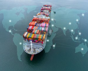 Import export_shutterstock_2101060561