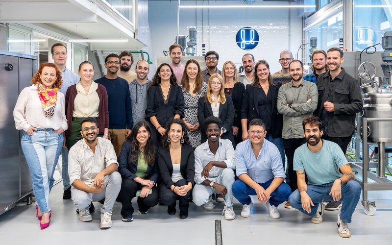 MicroHarvest Team at their Lisbon Pilot Plant