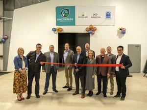 warrenton+ribbon+cutting+10-18-22